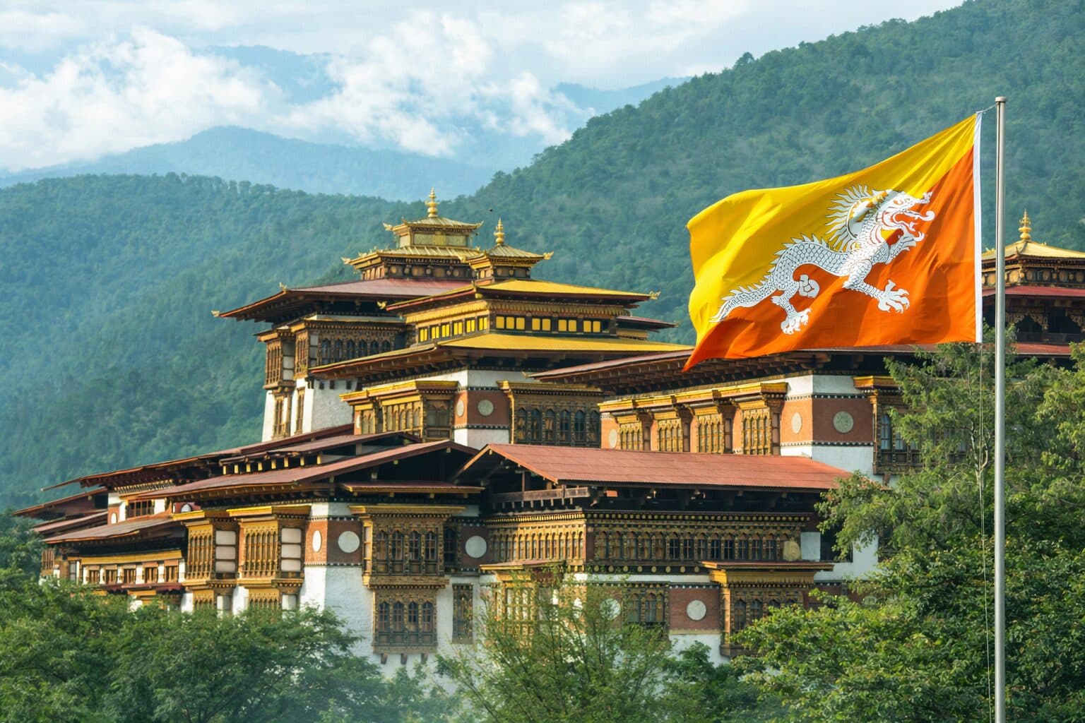 Bhutan Moves 250 Bitcoin as 2026 Crypto Outflows Exceed $240 Million